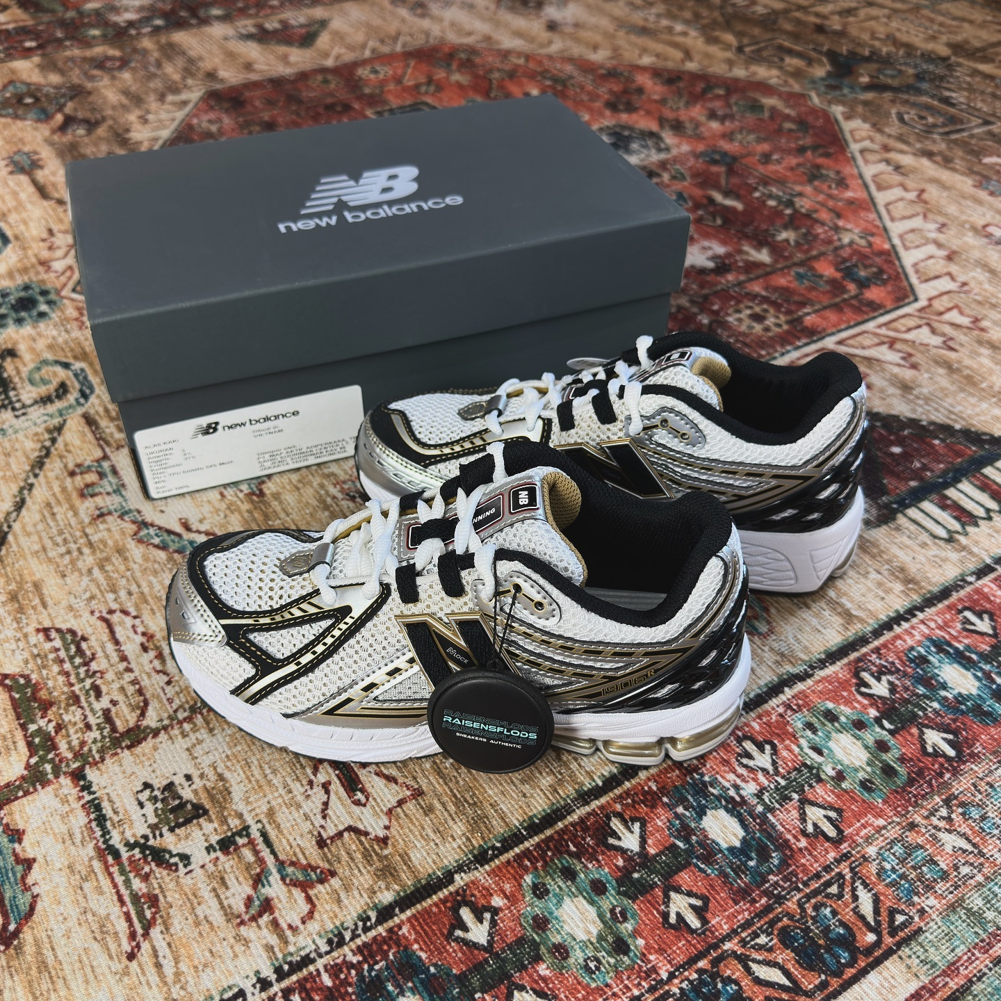 NEW BALANCE 1906R "White-Gold" 女生大童限定 [IU著用款]