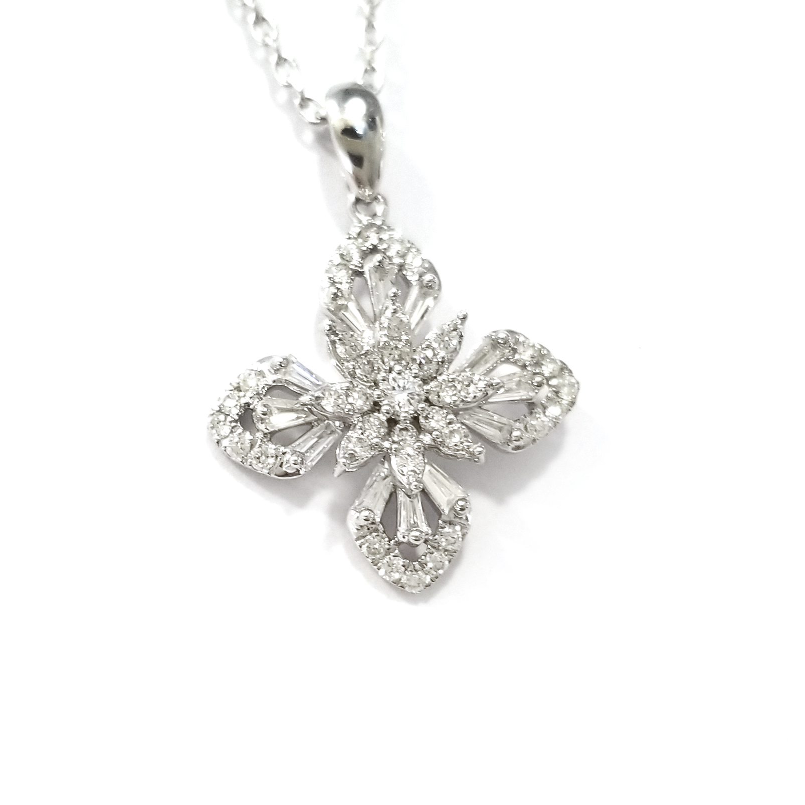 18K白金天然鑽石雪花頸鏈