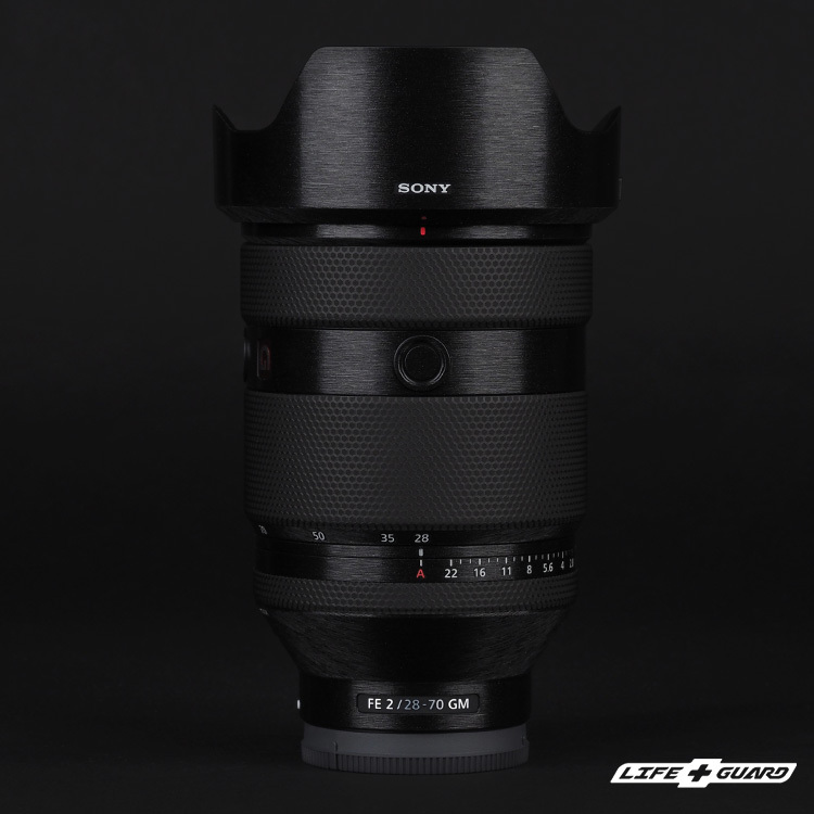 LIFE+GUARD 鏡頭貼膜安裝示意，適用 SONY FE 28-70mm F2 GM