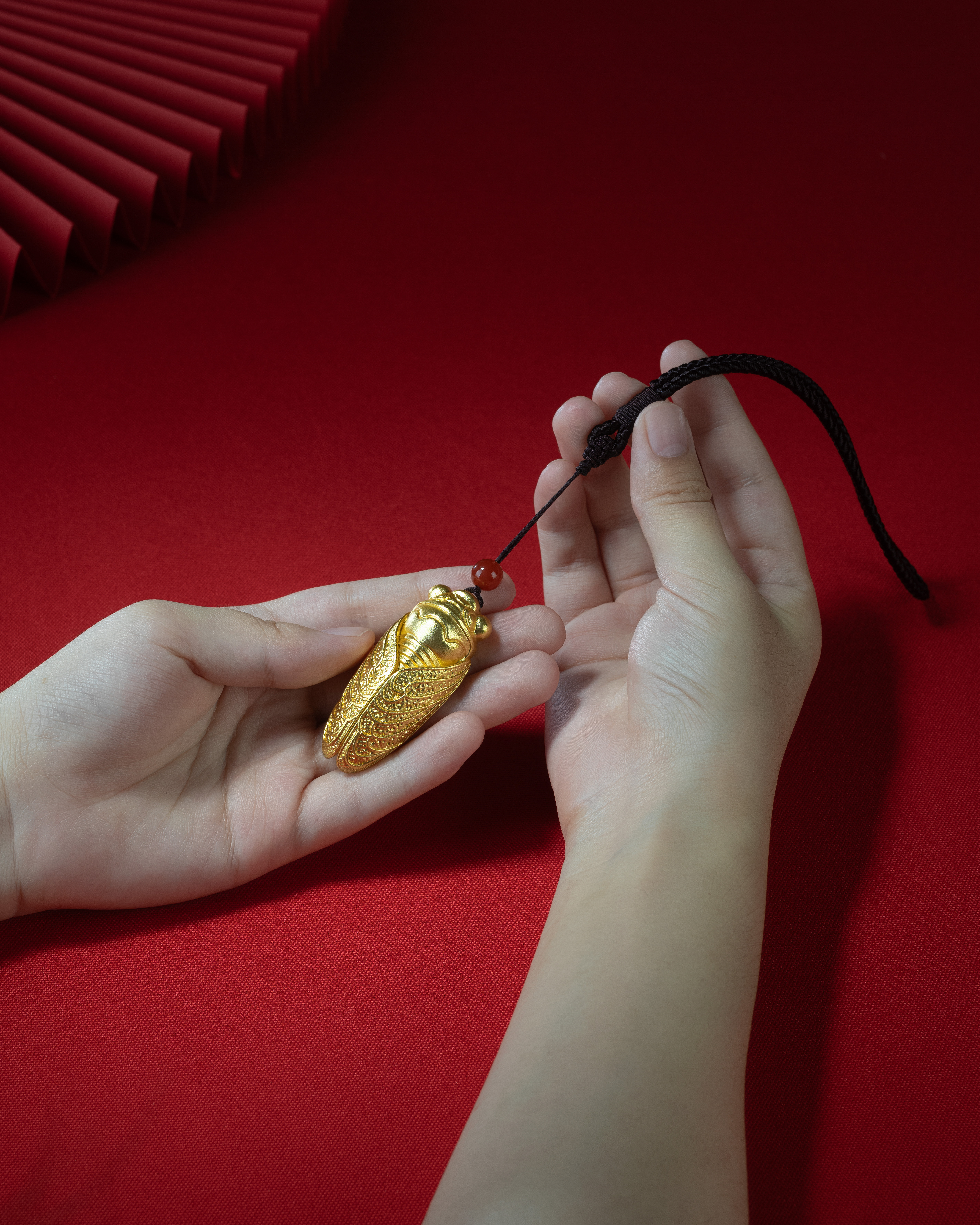 一鳴驚人(金蟬掛飾)