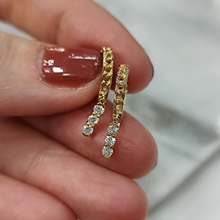 18K黃金鑽石垂墜款耳環