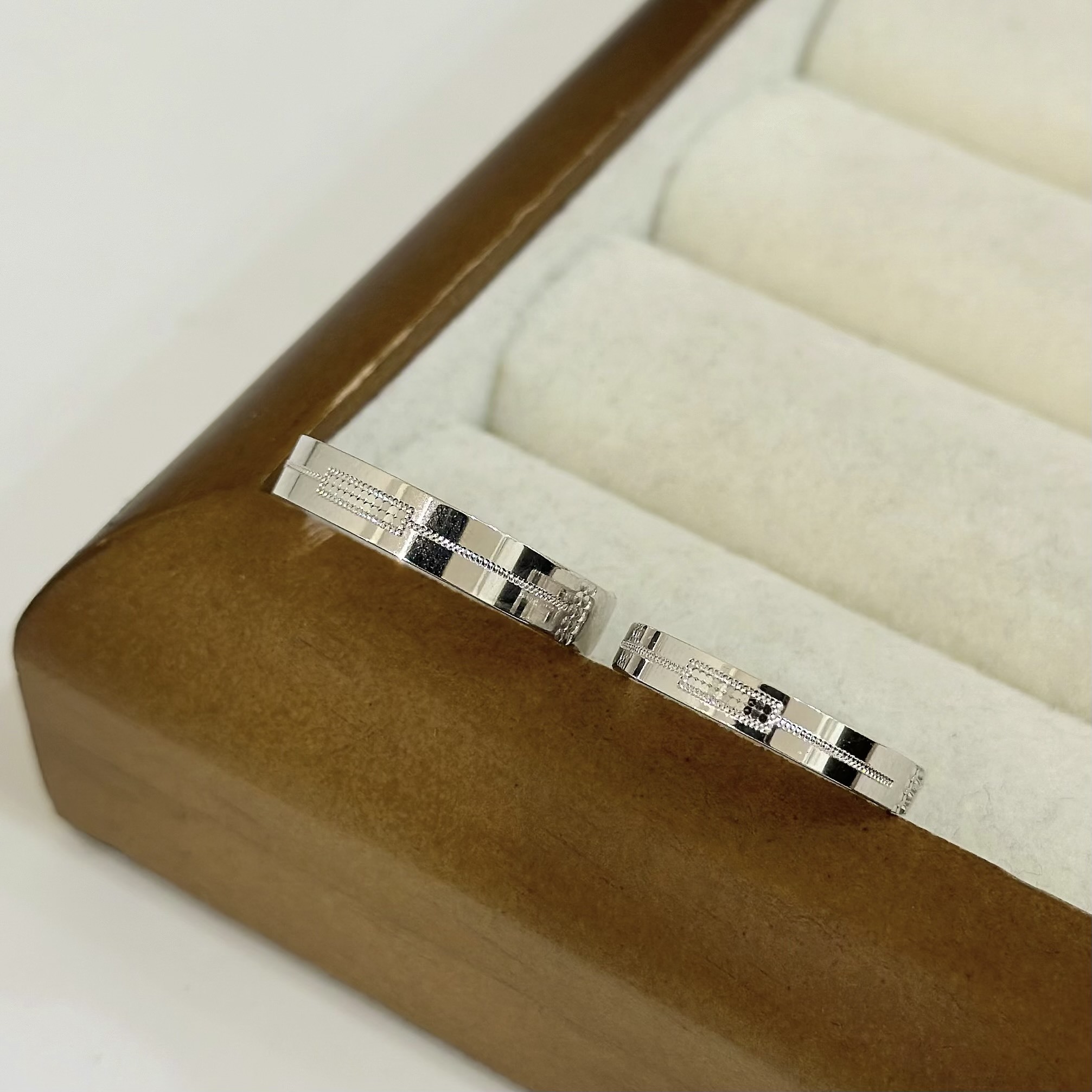 G57【輕奢】方邊切割純銀調整對戒