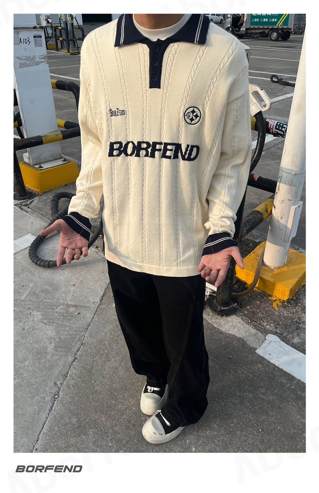 球衣風條紋針織POLO領拼接長袖毛衣