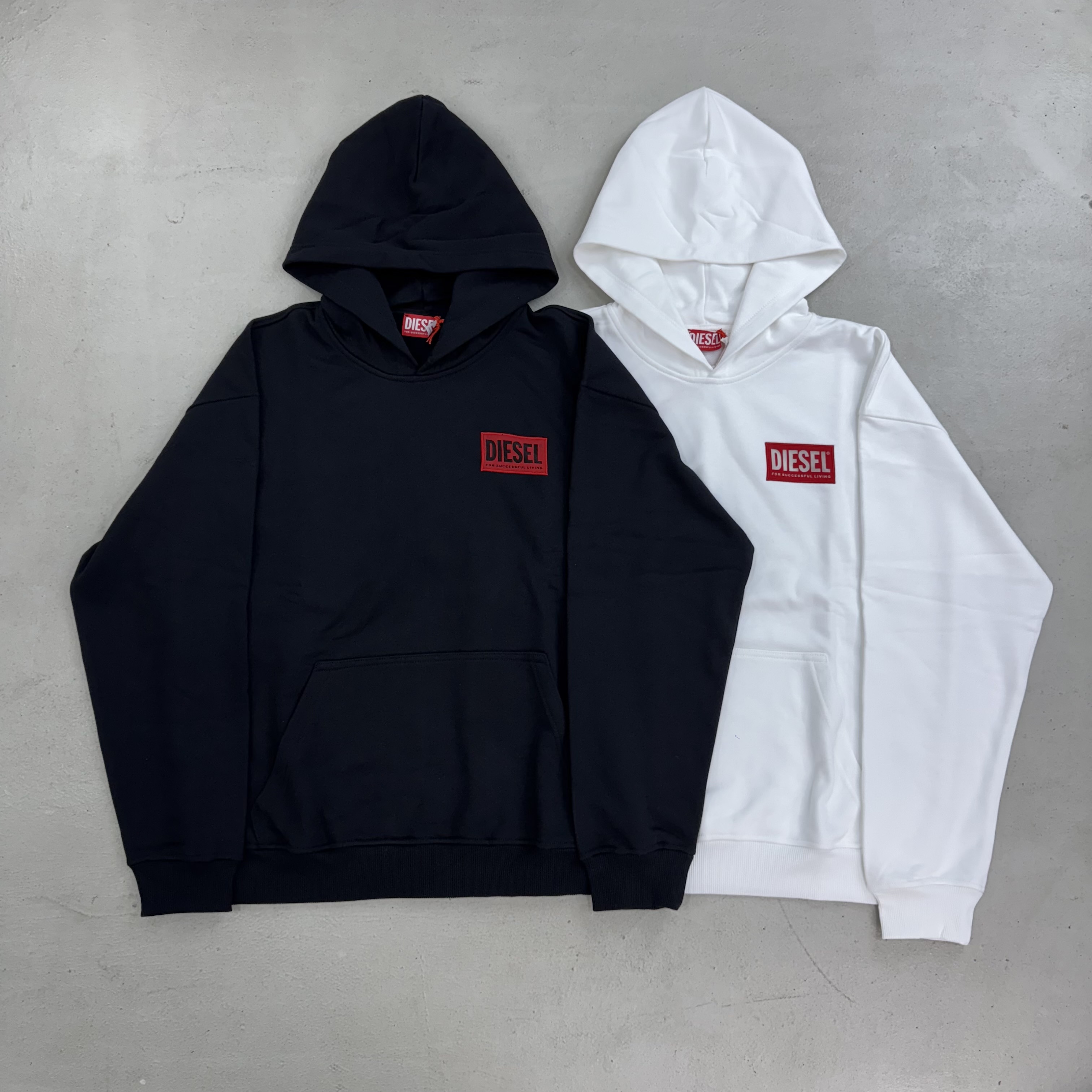 Diesel 字樣LOGO帽T 黑/白