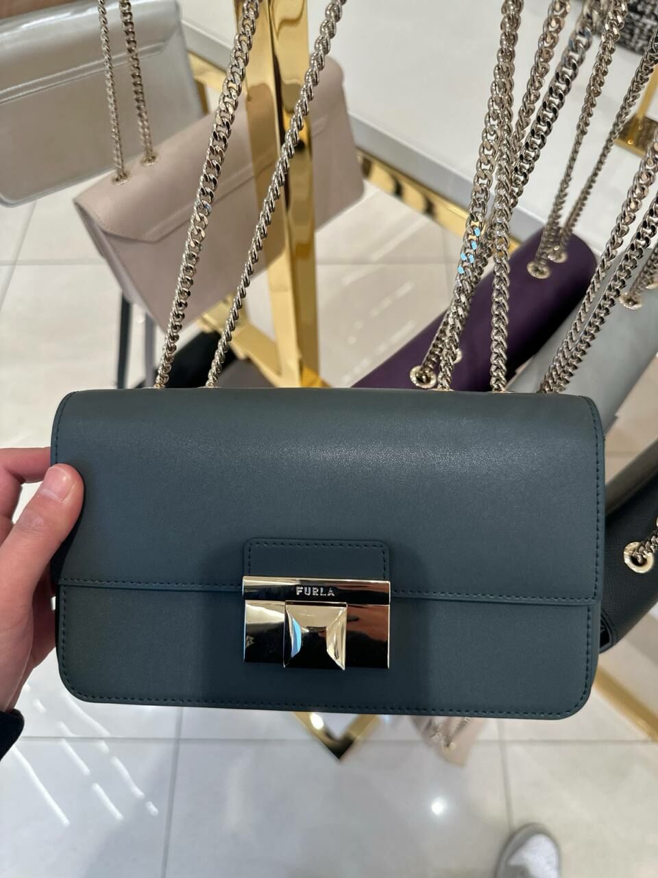 [U] FURLA WB01457-BX3104-ROY00 VENERE S CHAIN CROSSBODY BAG,ROYAL, 8050597559681 (UF187)