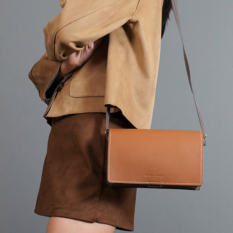 Boxy Bag 【 Toffee X Dark Concrete 】Eco-Friendly 69%  Apple Leather Bag