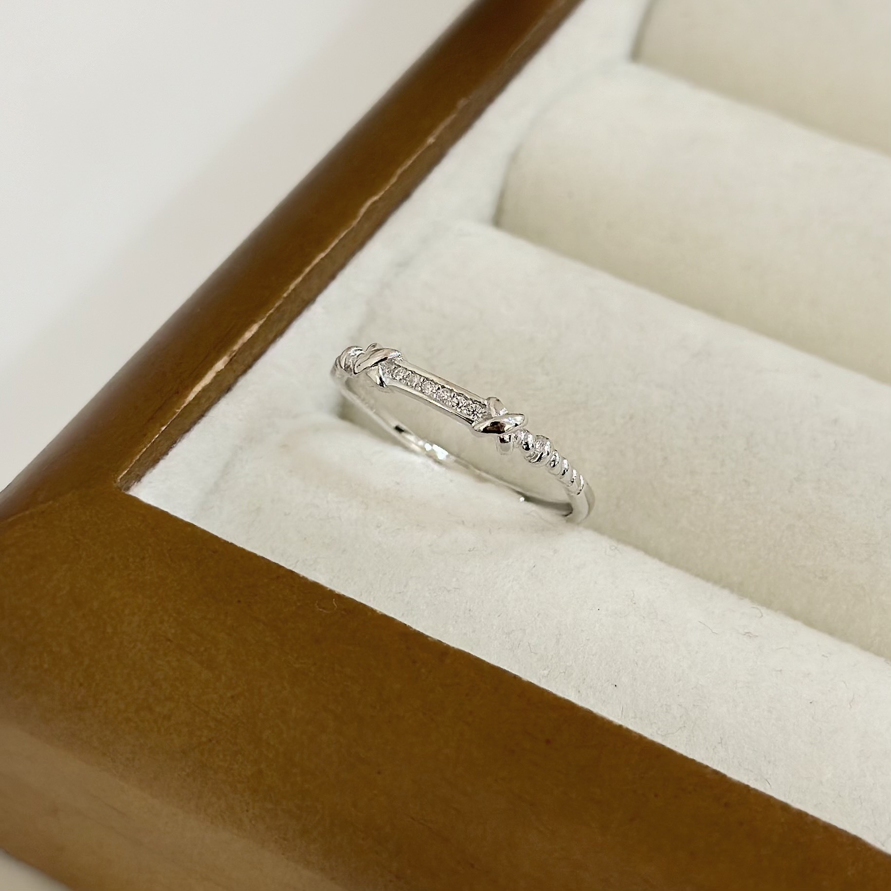 H83 【輕奢】排鑽交叉純銀調整戒