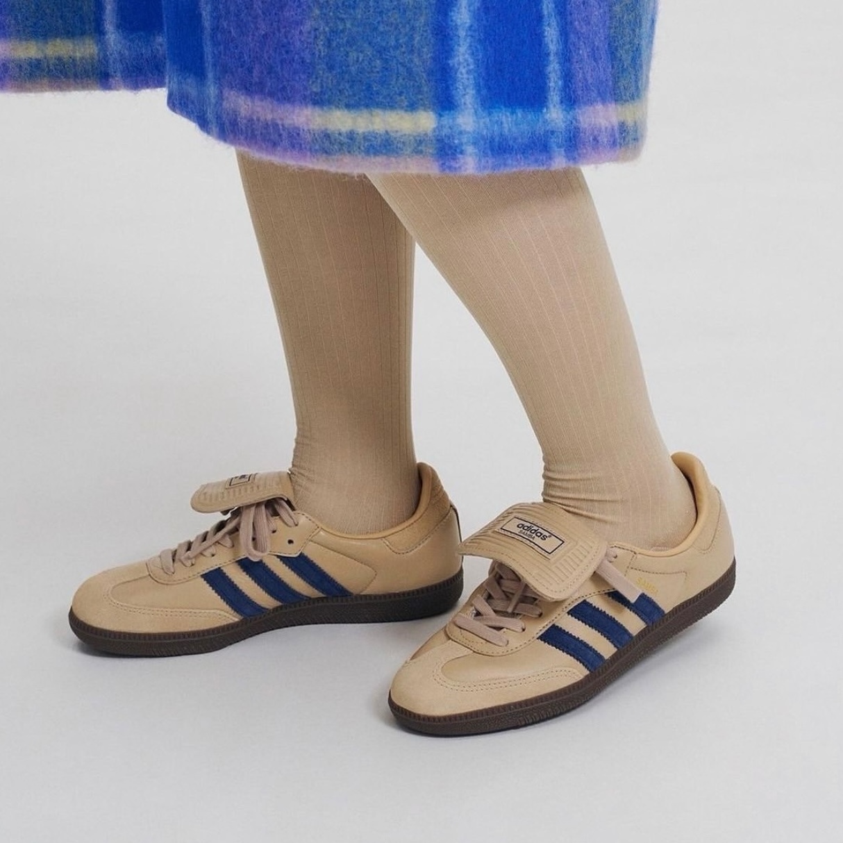 BILLY'S X ADIDAS SAMBA LT 泰奶色大鞋舌十週年紀念款藍線JS0604