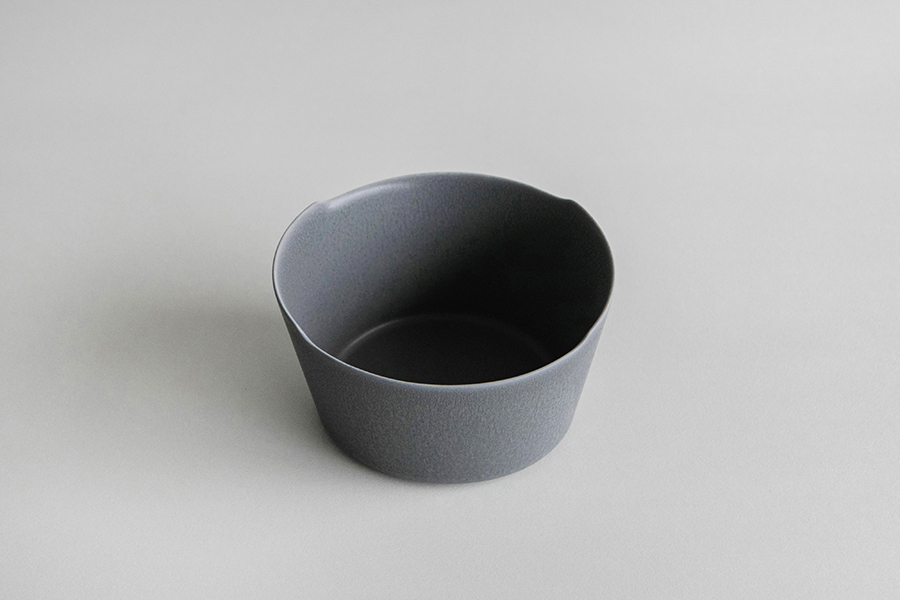 yumiko iihoshi porcelain - 一日碗(L) 雨天灰