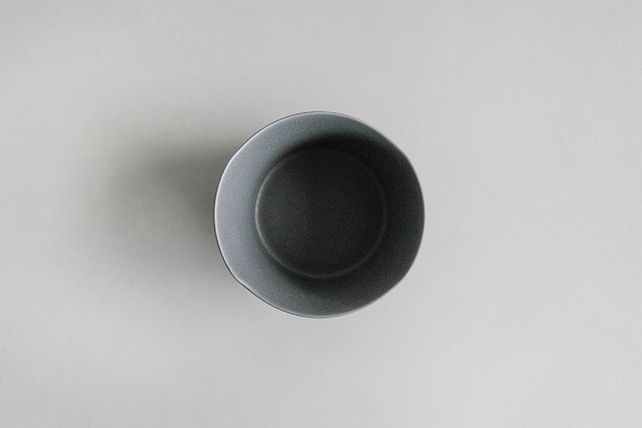 yumiko iihoshi porcelain - 一日碗(M) 雨天灰