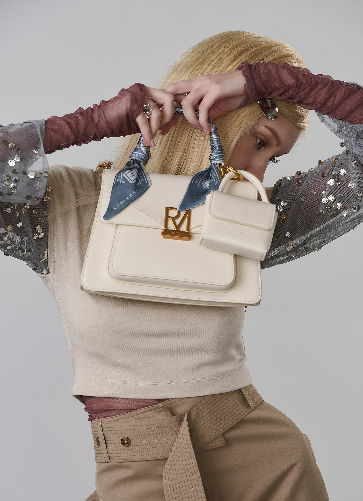 送料込★ROBINMAY★怪美虚實手提包★ELLA 小銭入付ショルダーBAG 送料込☆ROBINMAY☆怪美虚實手提包☆ELLA 小銭入付ショルダーBAG