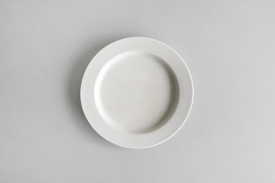 yumiko iihoshi  porcelain - 一日盤 15CM/象牙白