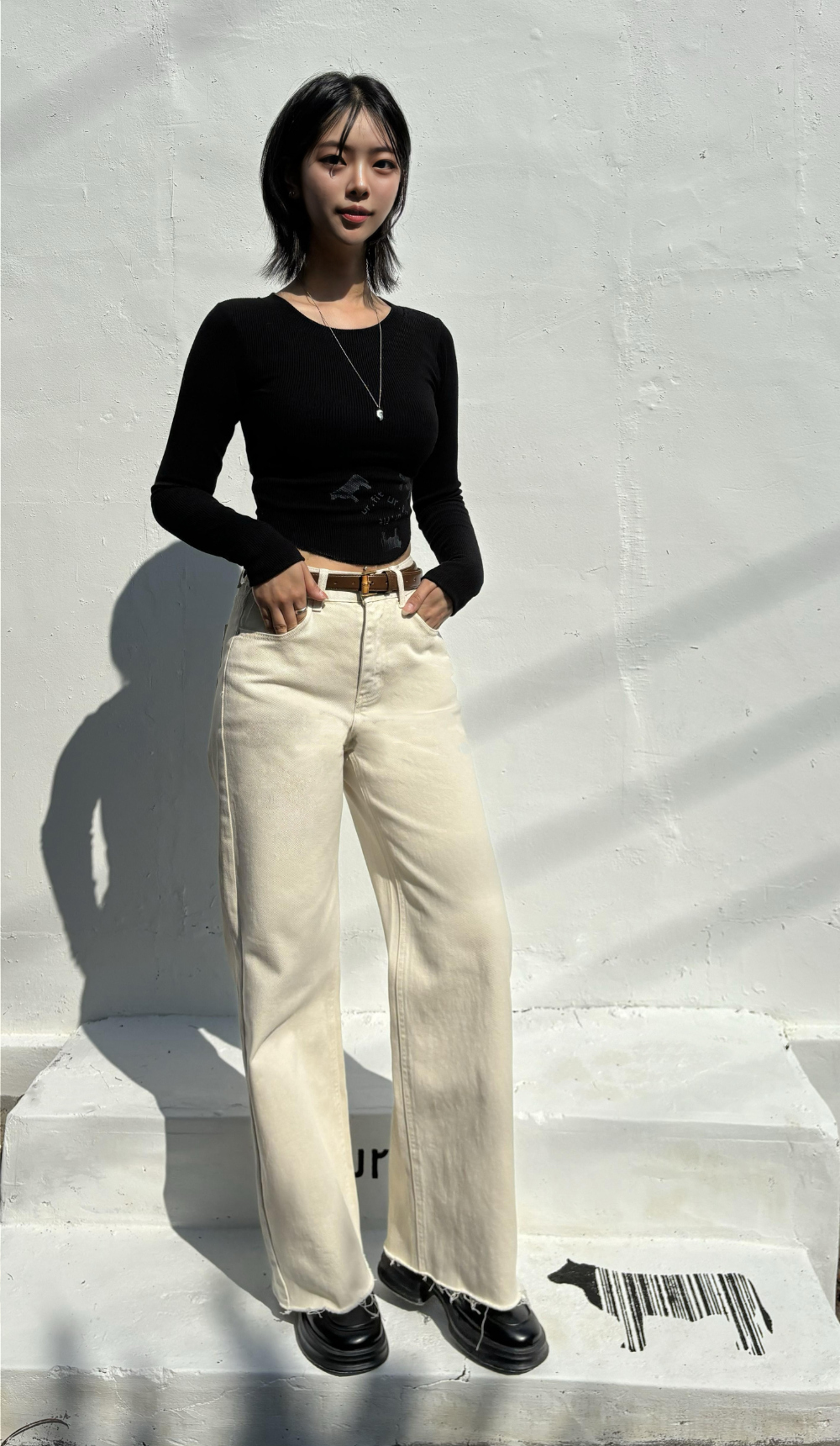 韓國ur.fit授權 奶油心情下擺抽鬚直筒牛仔褲