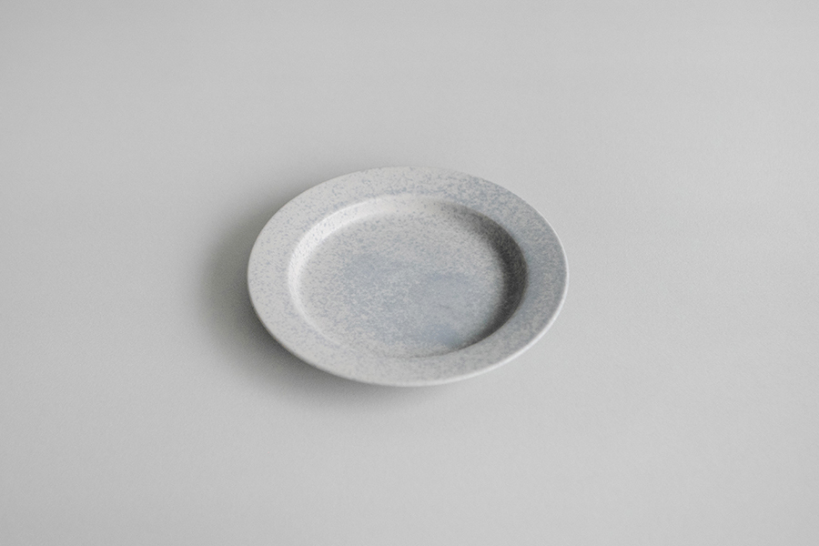 yumiko iihoshi  porcelain - 一日盤 15CM/淺灰藍