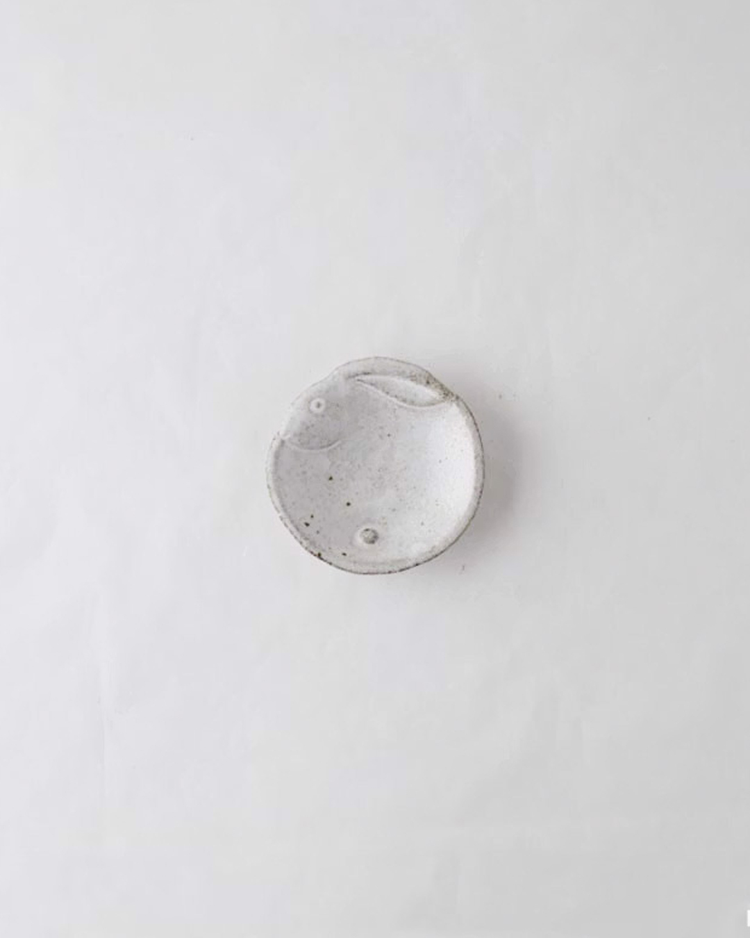 Teokoshi mamezara 手製醬油豆皿 兔｜studio m'