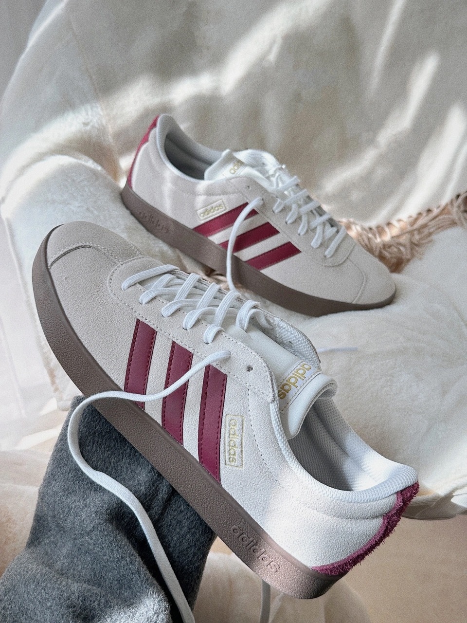 ADIDAS NEO VL COURT 2.0 灰酒紅 米灰 暗紅 焦糖底 平替版SAMBA 男女鞋 JR8310 / 預購