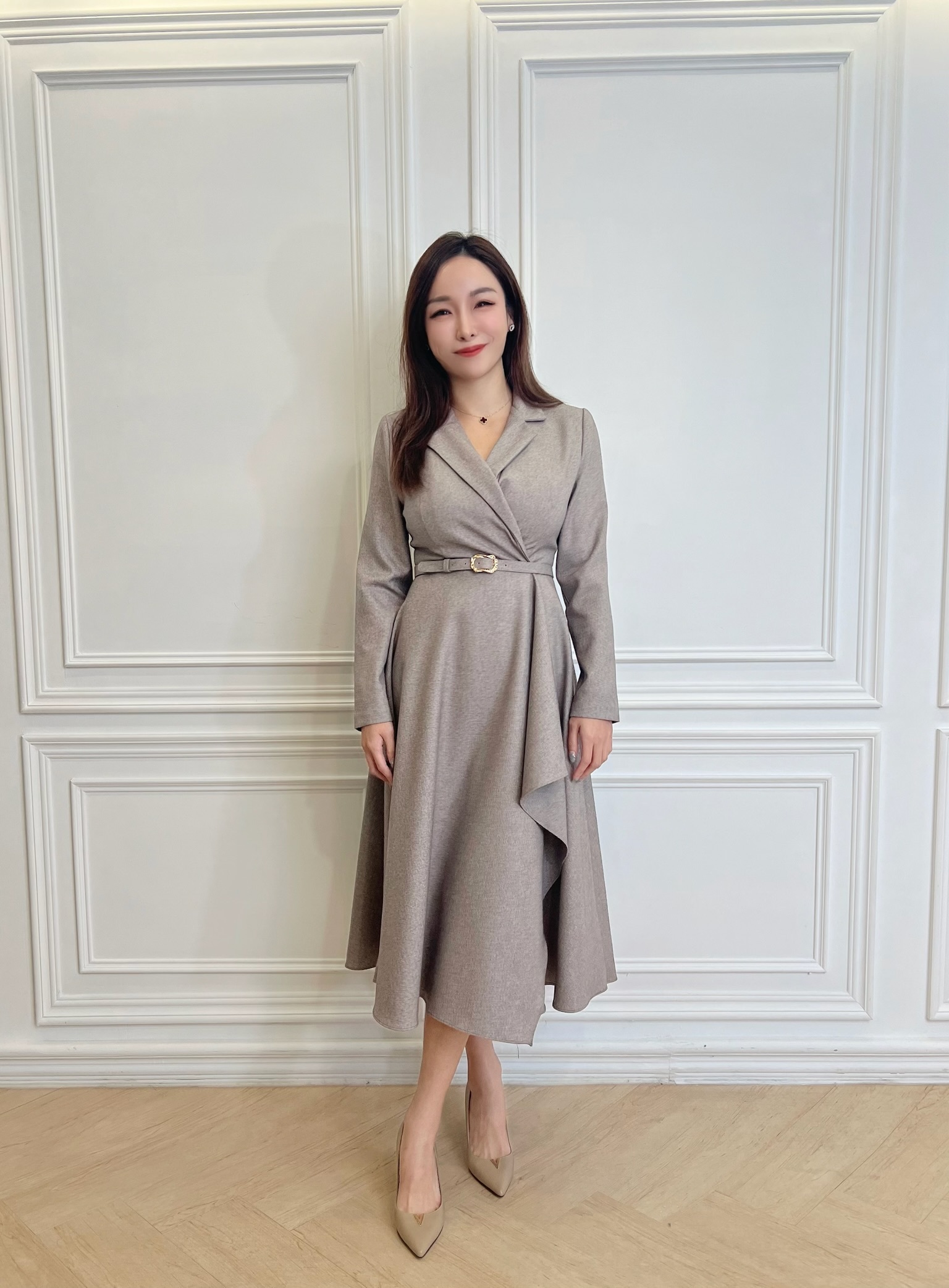 裁片傘擺腰帶翻領洋裝