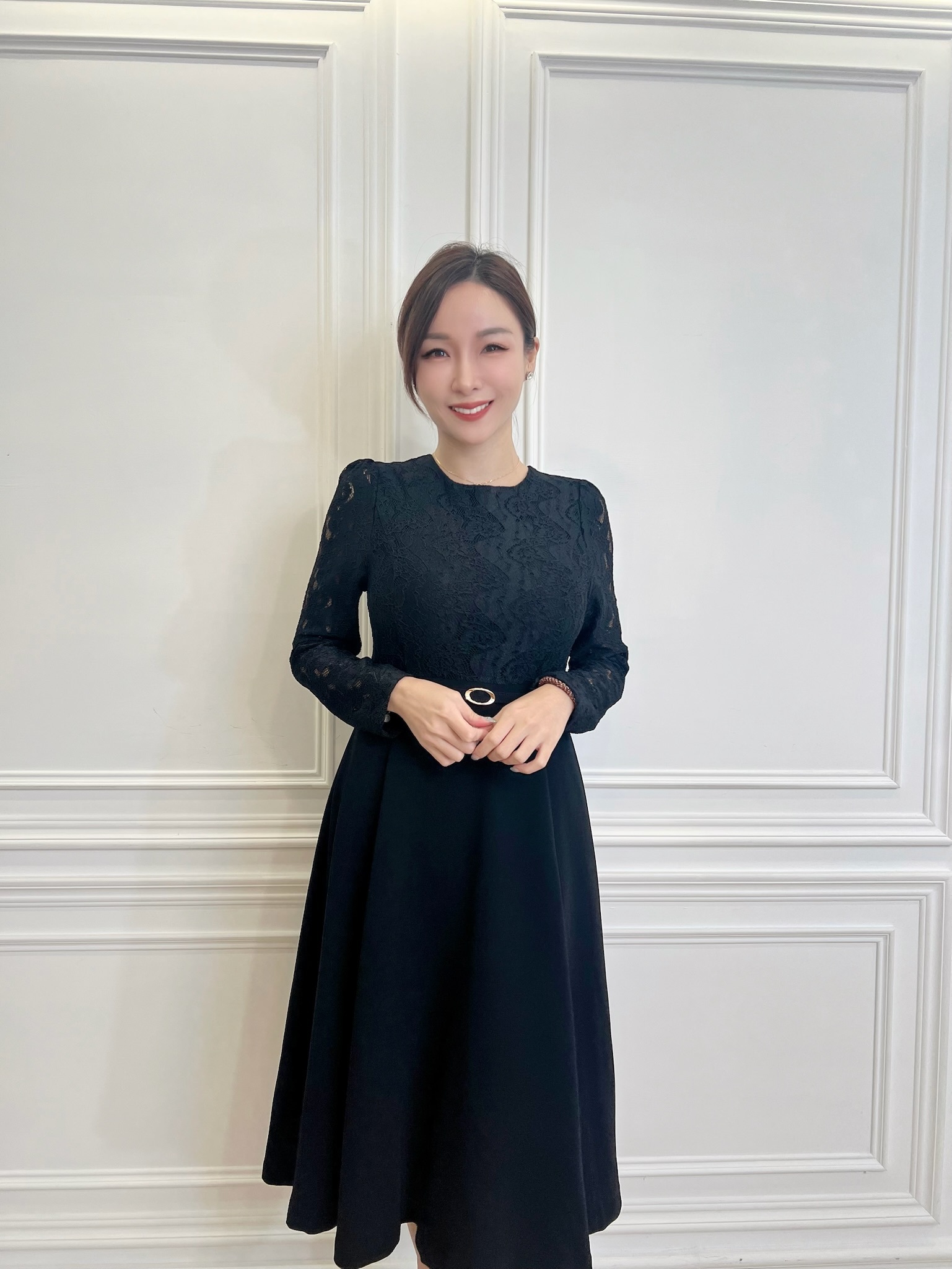 (高級女人味)優雅透膚蕾絲傘洋