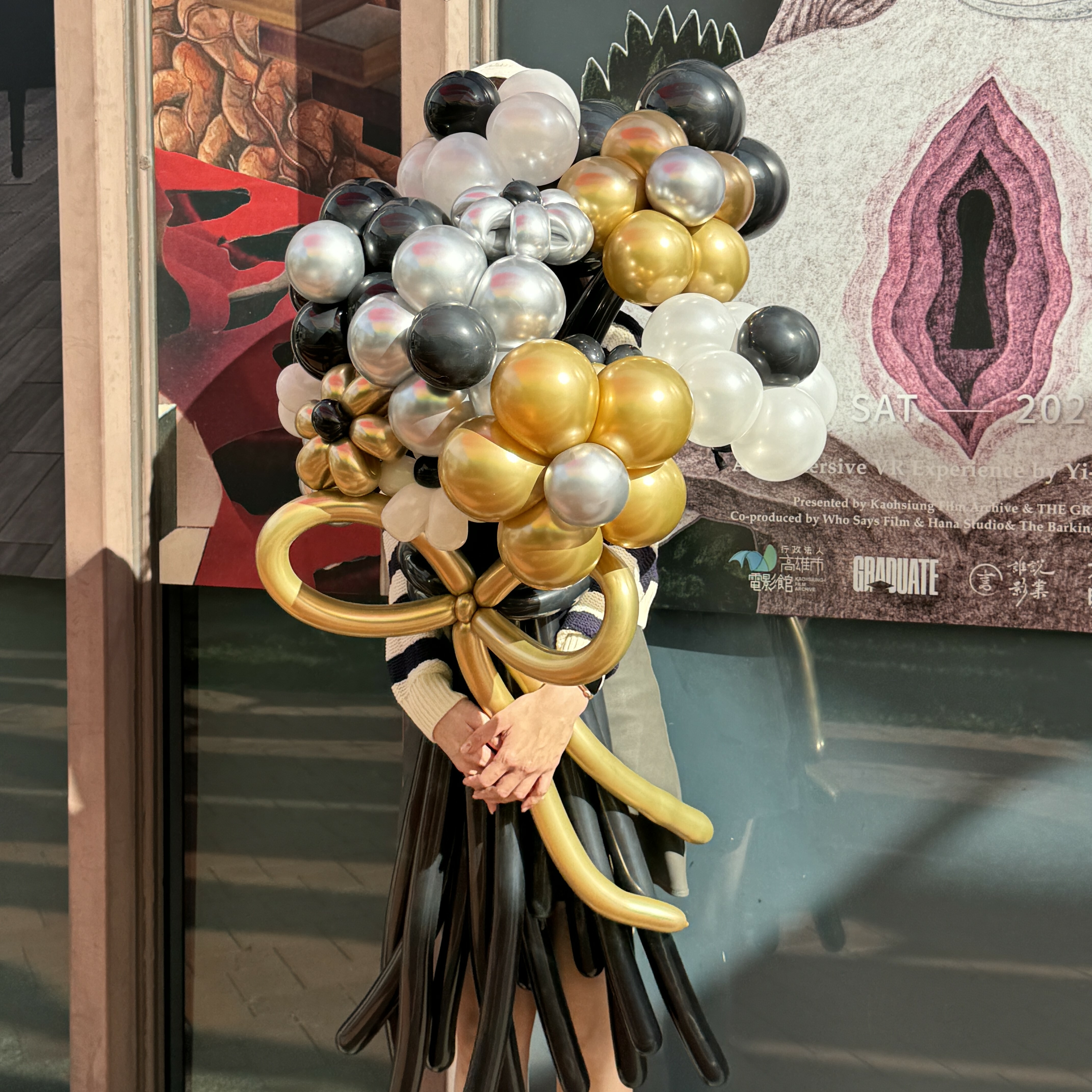 手折氣球丨氣球花束(鬱金香、六瓣花)