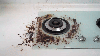 這是清洗爐具的gif