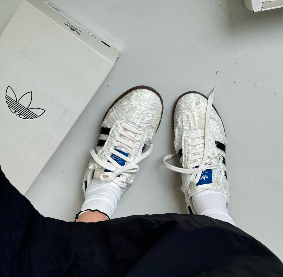 Caroline Hu x Adidas Samba OG 芭蕾風 蕾絲 白色 絲綢 復古 德訓鞋 聯名款 JQ4748/預購