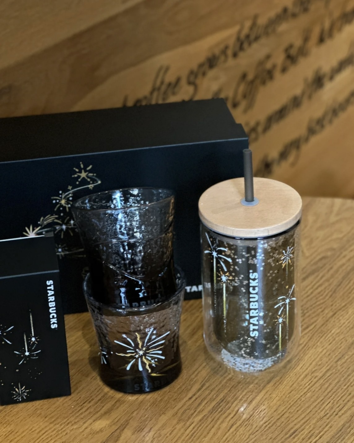 Starbucks 星巴克 冬日煙火系列 吸管杯 保溫杯 馬克杯 黑金配色 共10款