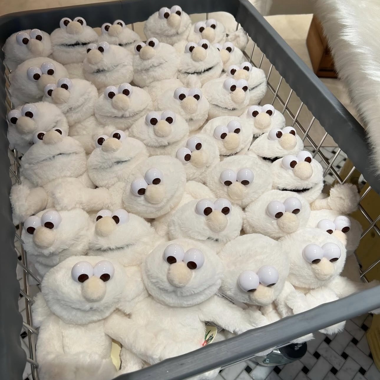 日本聖誕節限定 SESAME STREET ELMO娃娃 玩偶 絨毛玩具/預購