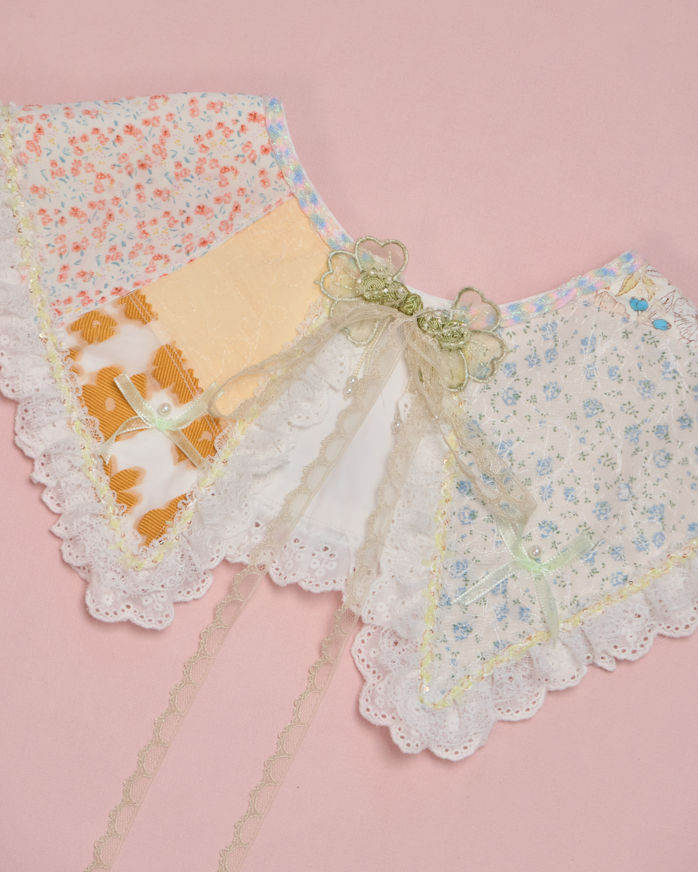 11607 Patchwork Laced Collar