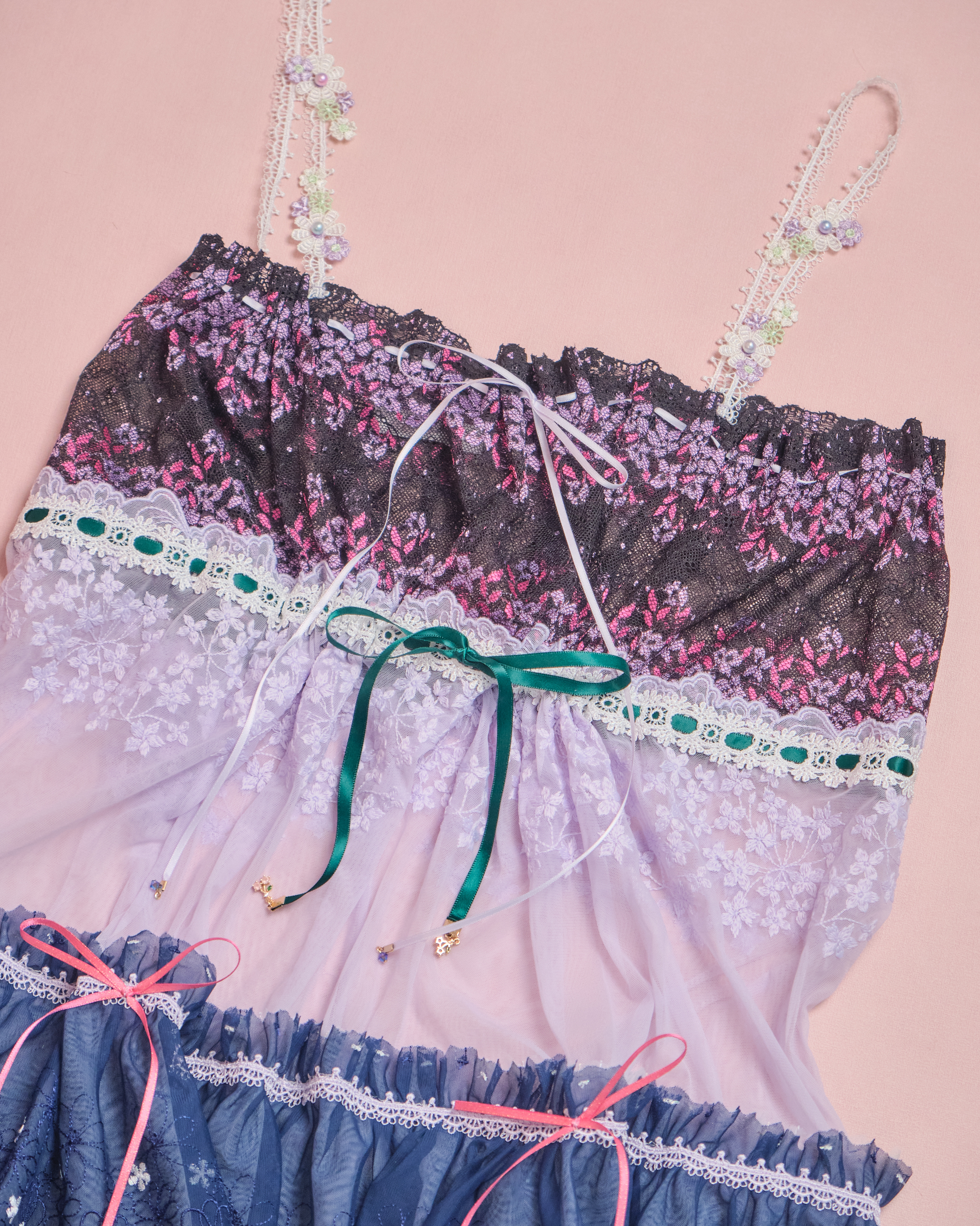 11640 Suitable For All Seasons Classic Laced Top