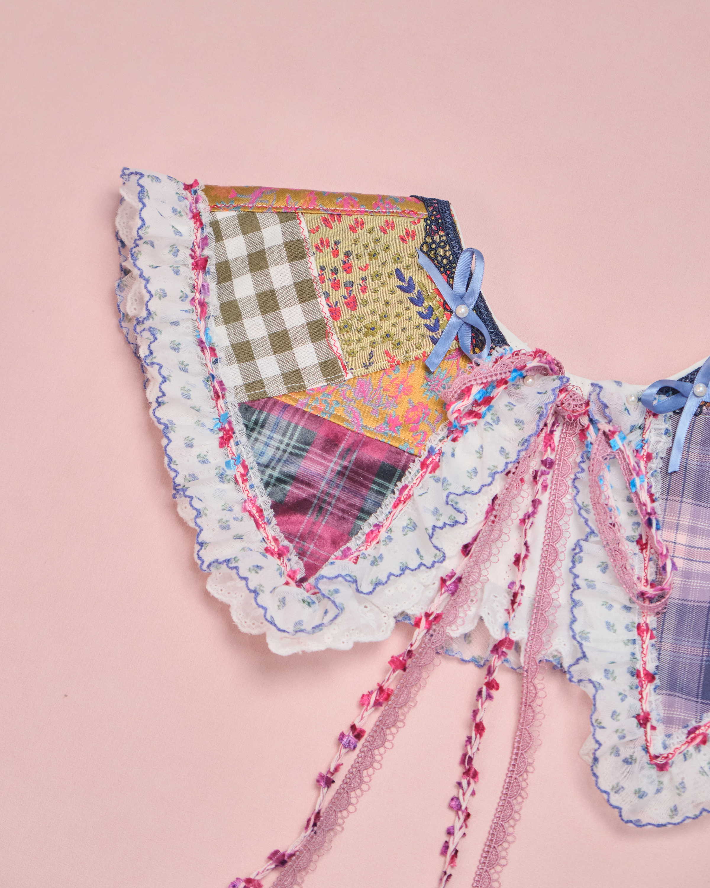 11602 Patchwork Laced Collar