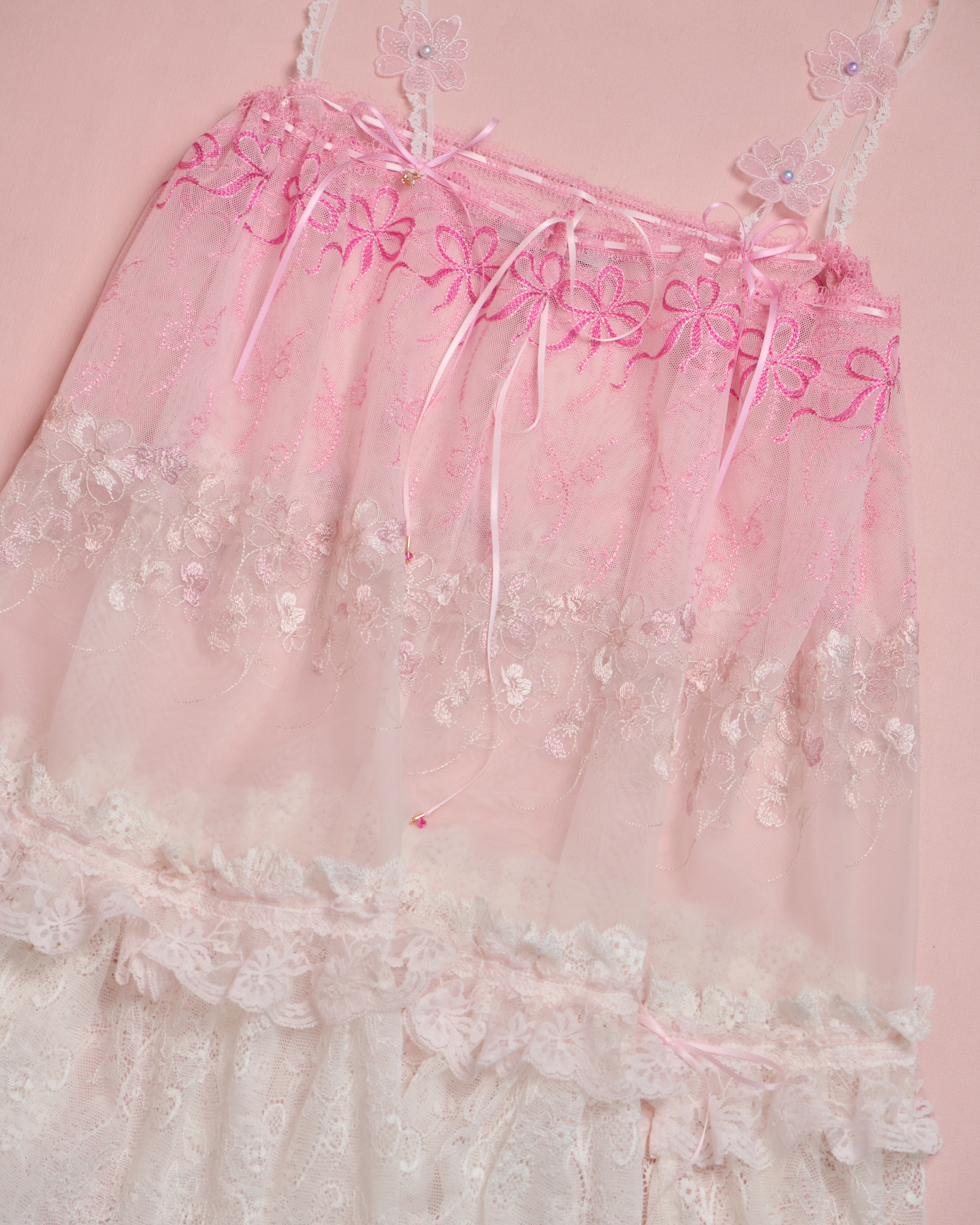 11642 Suitable For All Seasons Classic Laced Top