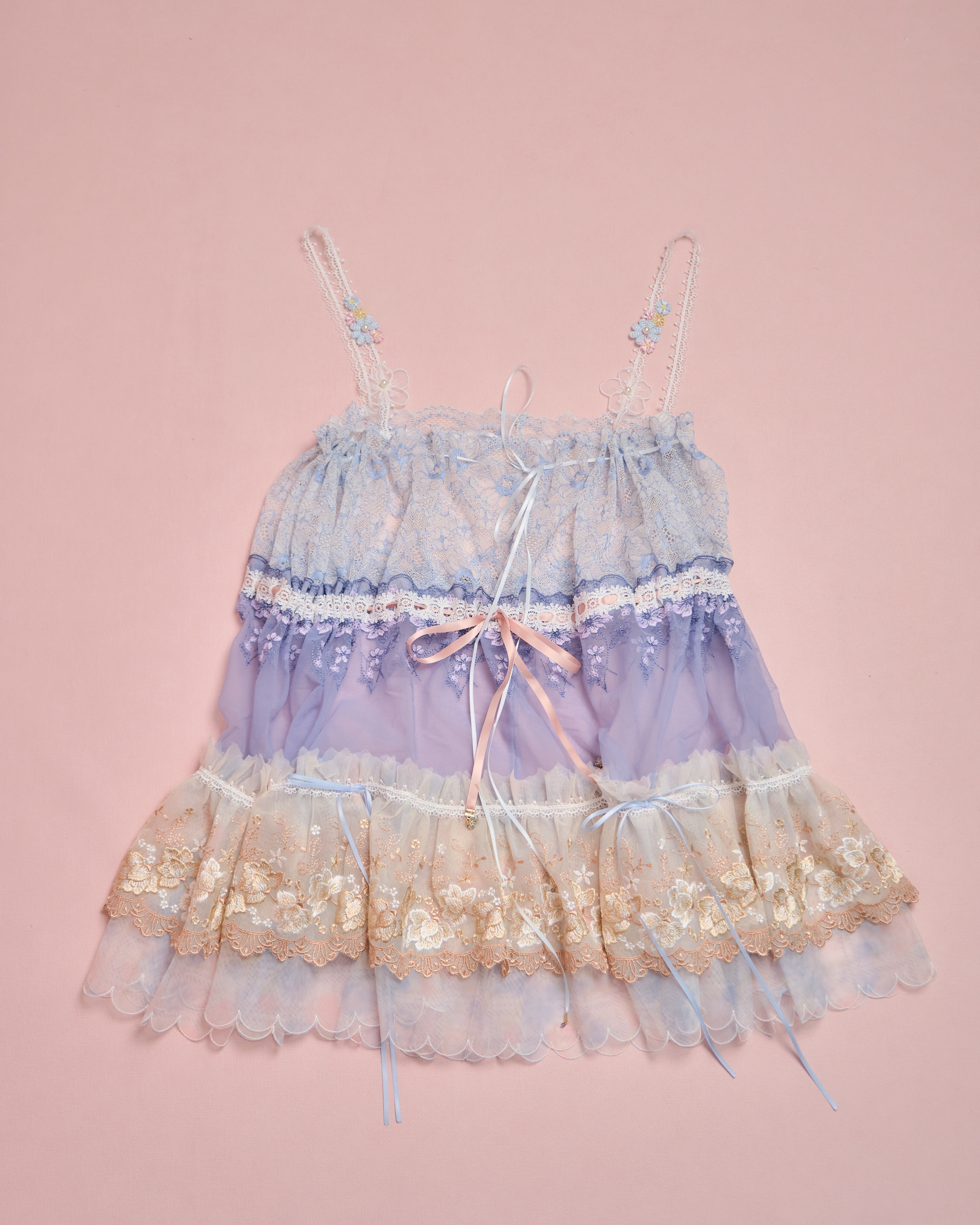 11645 Suitable For All Seasons Classic Laced Top