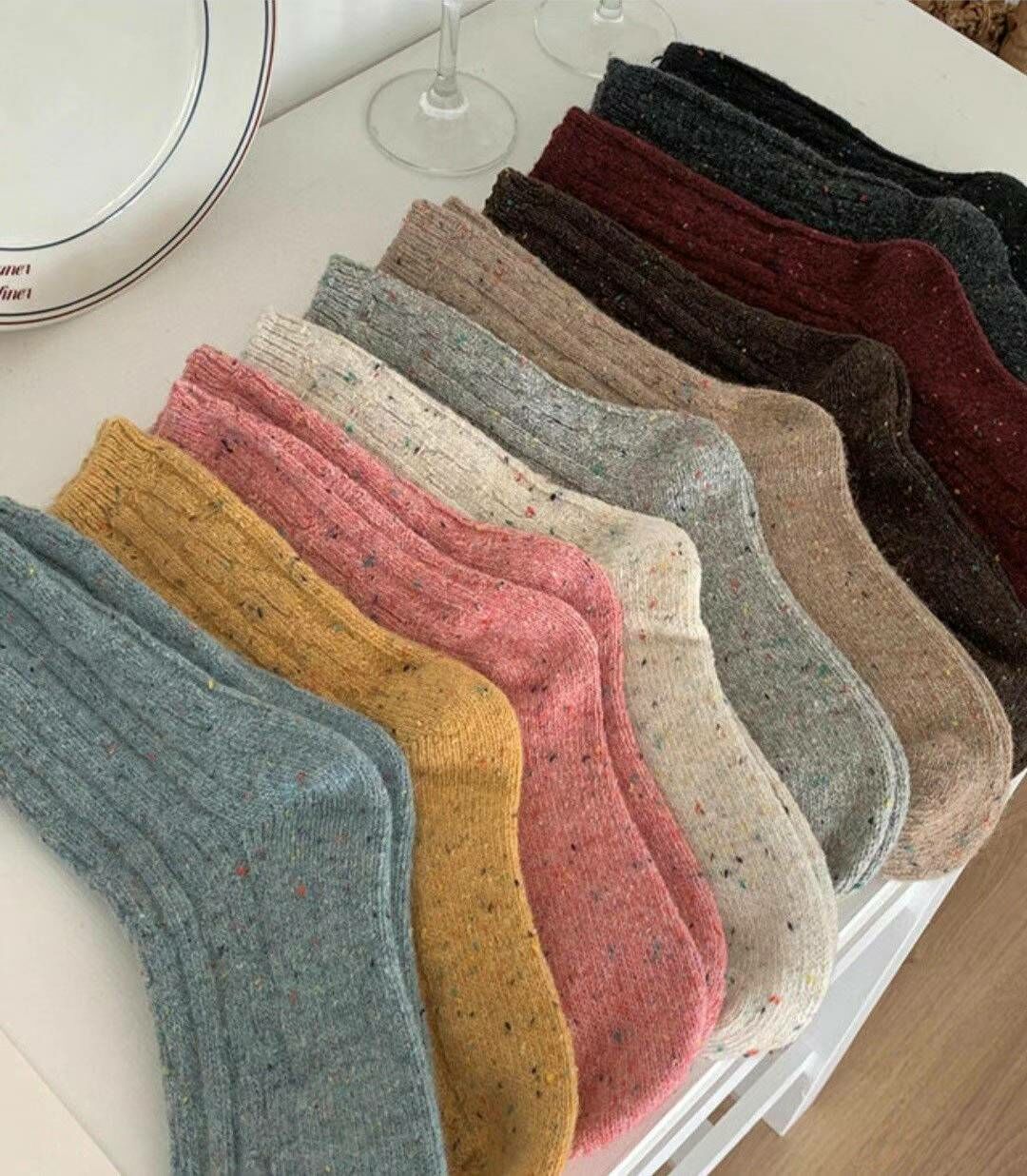 CT3337 點紗大麻花羊毛襪 10色 含30％羊毛 (任選2對 $68)