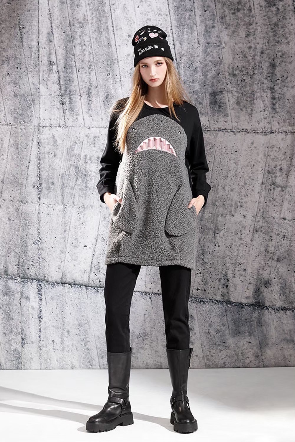 ⭐️一衣二穿⭐️韓版個性鯊魚造型棉T拼接珍珠毛（長版上衣／洋裝)V6531