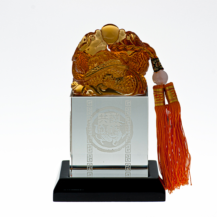 鹿港窯琉璃獎座獎牌｜誠信合作雙贏象徵 精緻設計展現信念