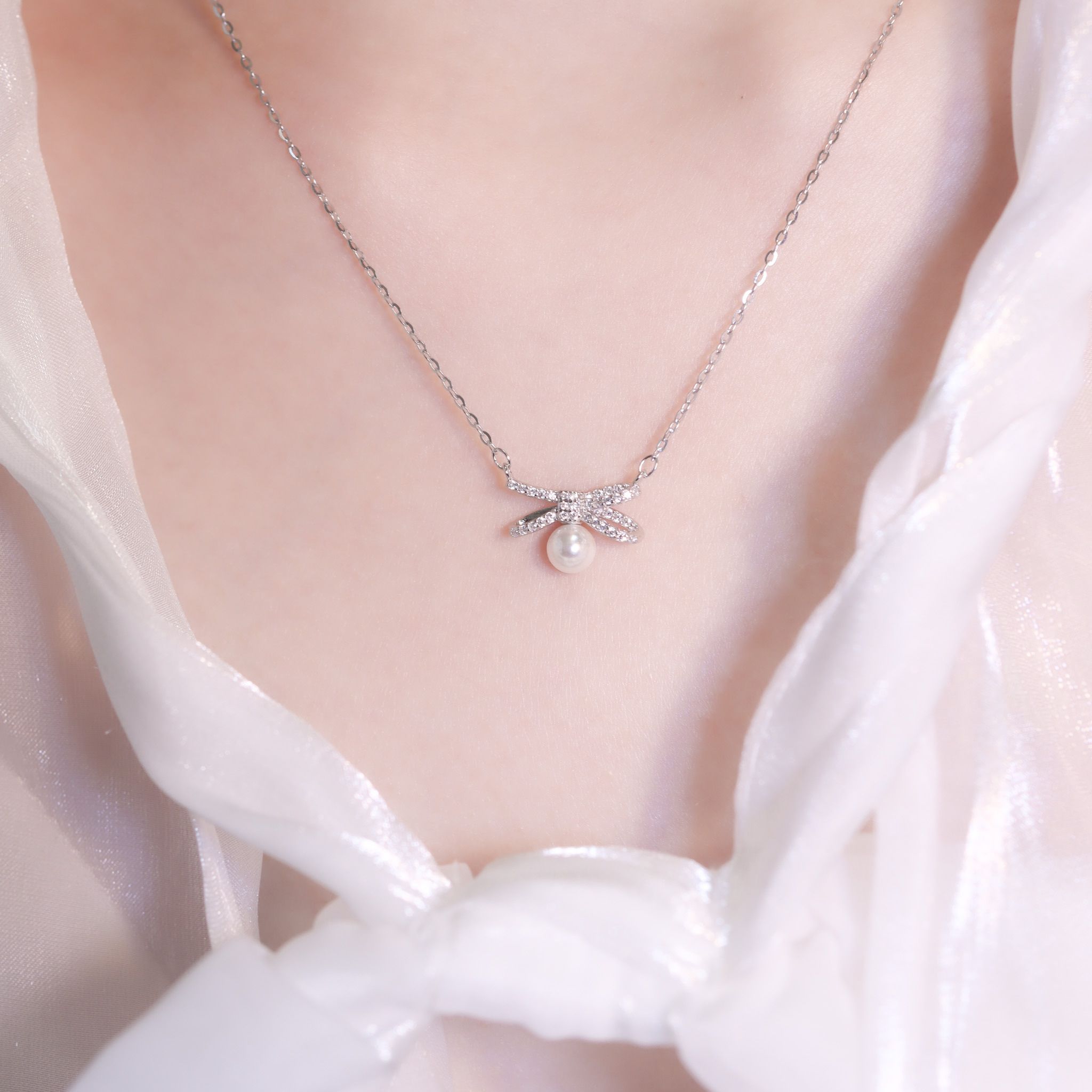| 925 Silver・White Gold・Pearl | Wish Bow Necklace | NE1274 |