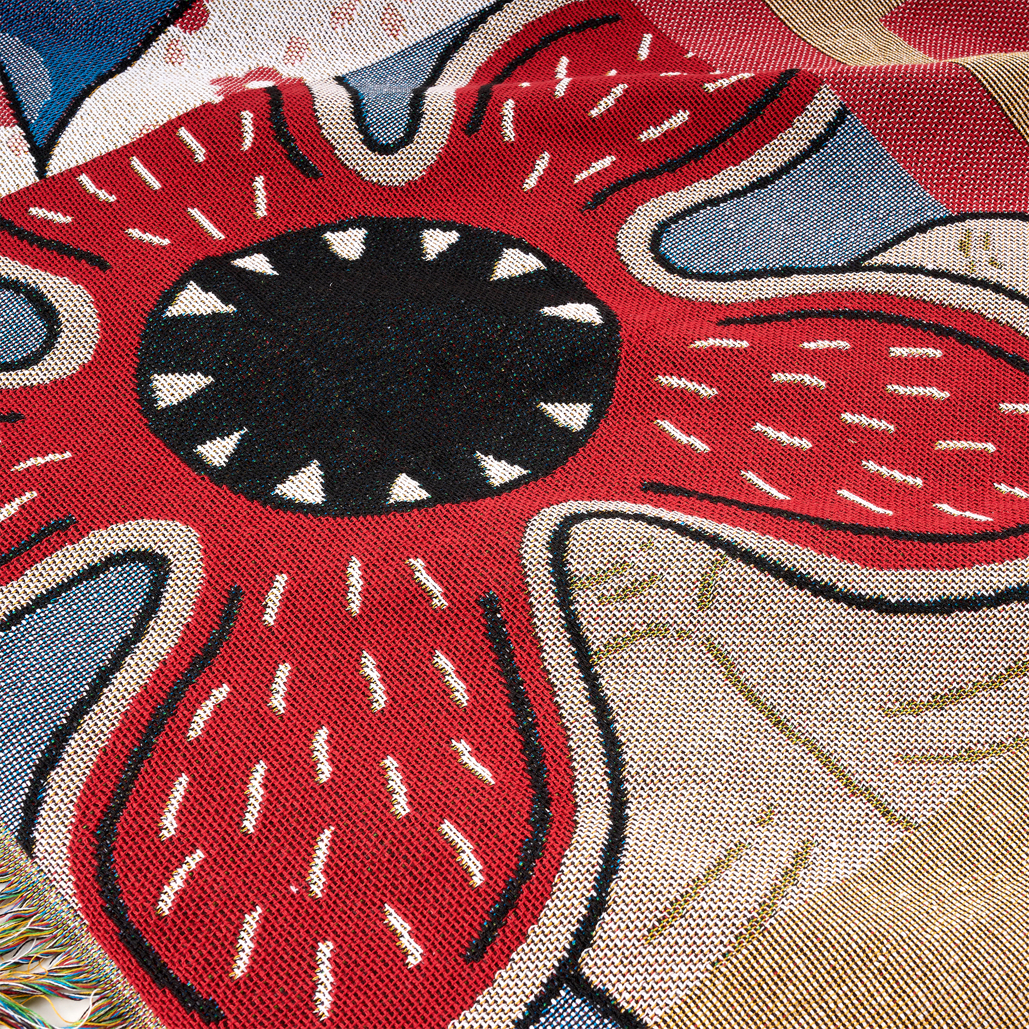 Filter017 X 怪奇物語 伊萊雯編織毯