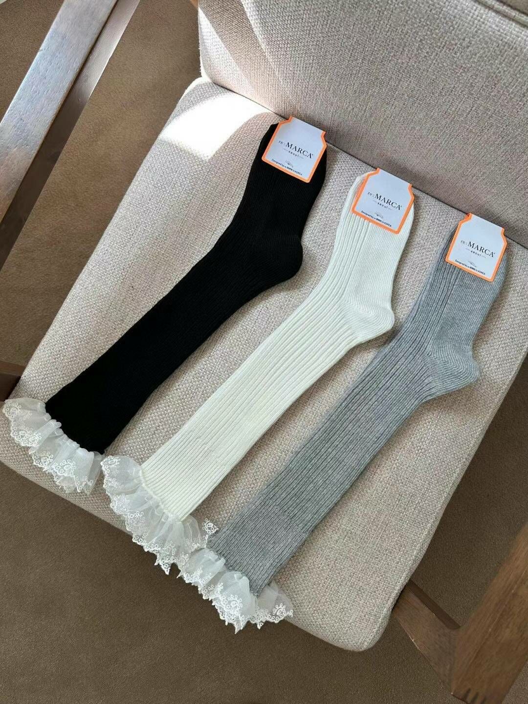 CT3348 💗蕾絲小腿襪 3種穿法 : 1.小腿襪 2.可堆 3.如圖四捲邊疊穿