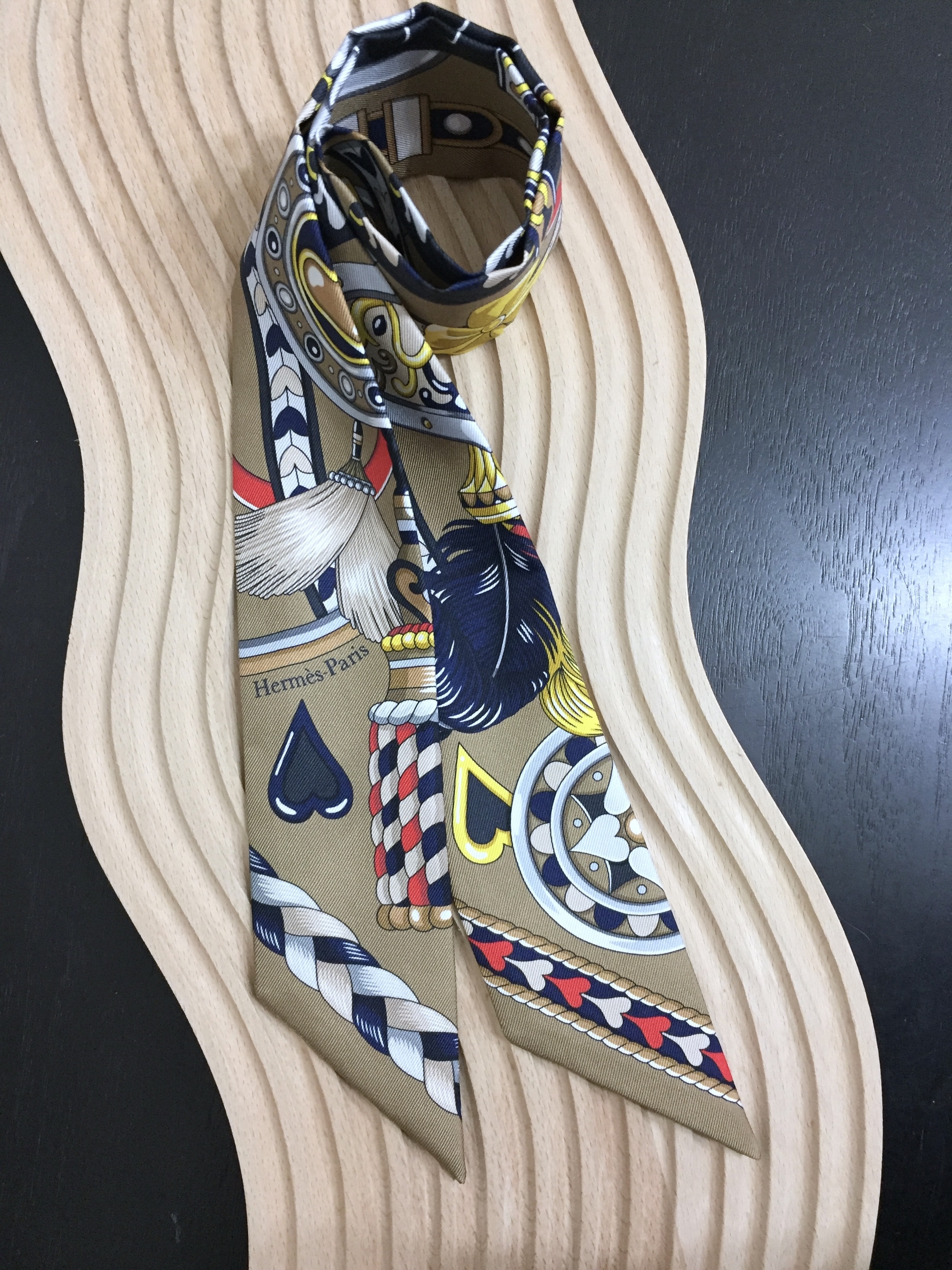 Hermes Twilly 絲巾