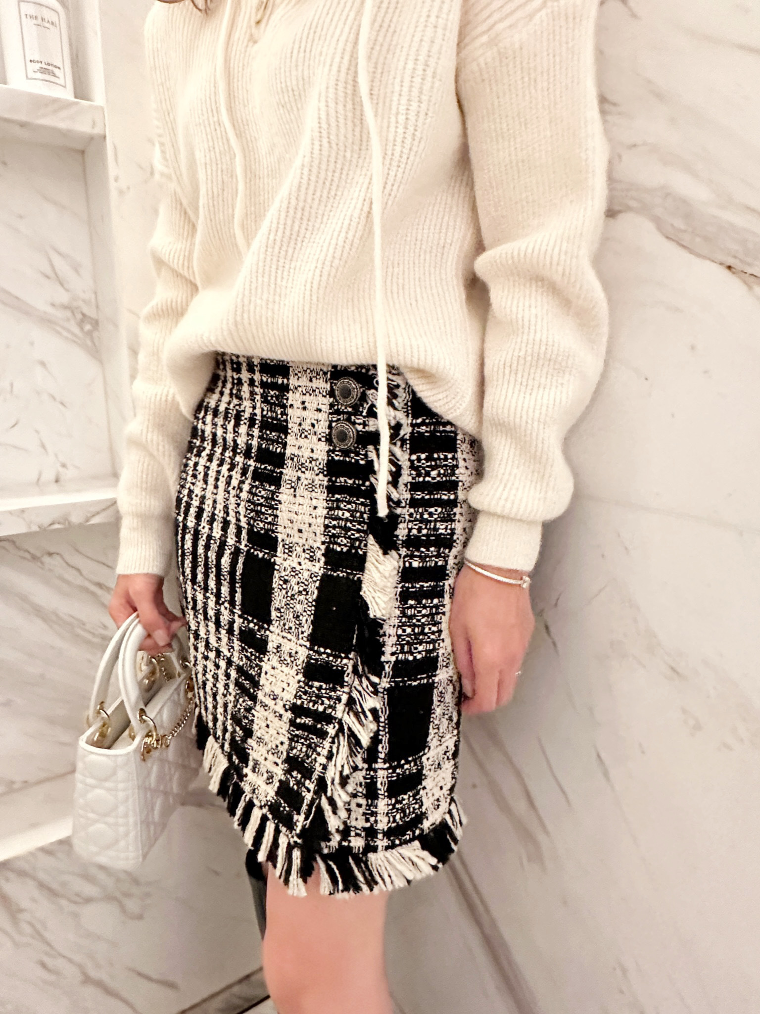 Slit Hem Tweed High Waist Short Skirt_SK2211L32