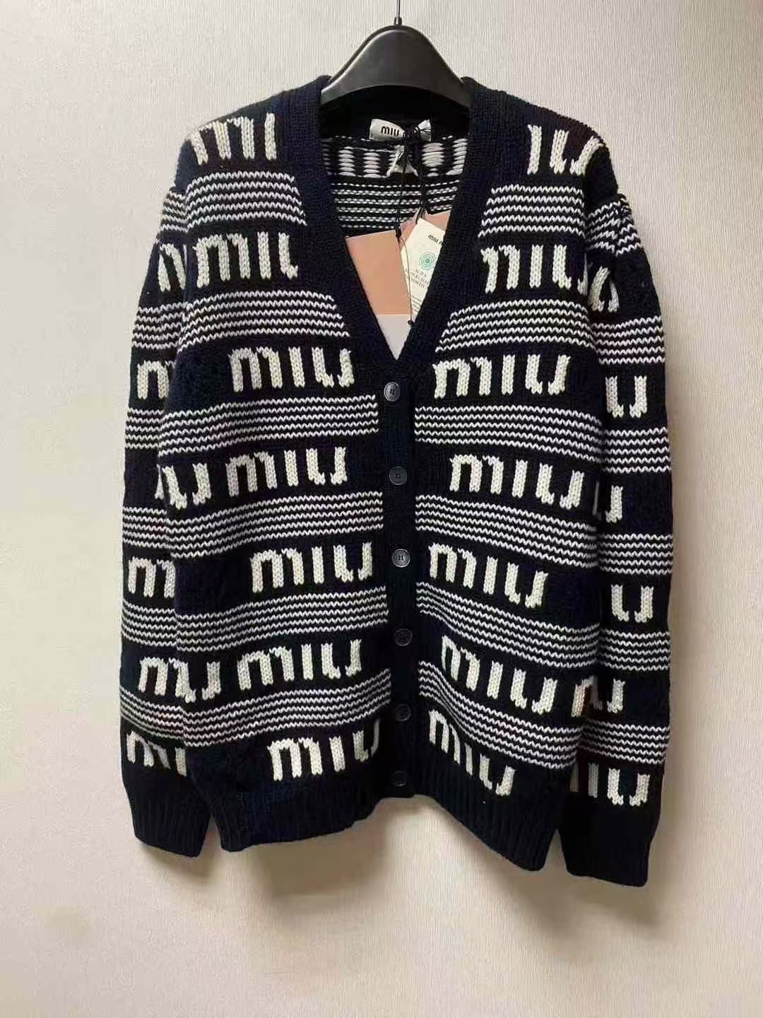 Miu miu 深藍色經典開胸-T