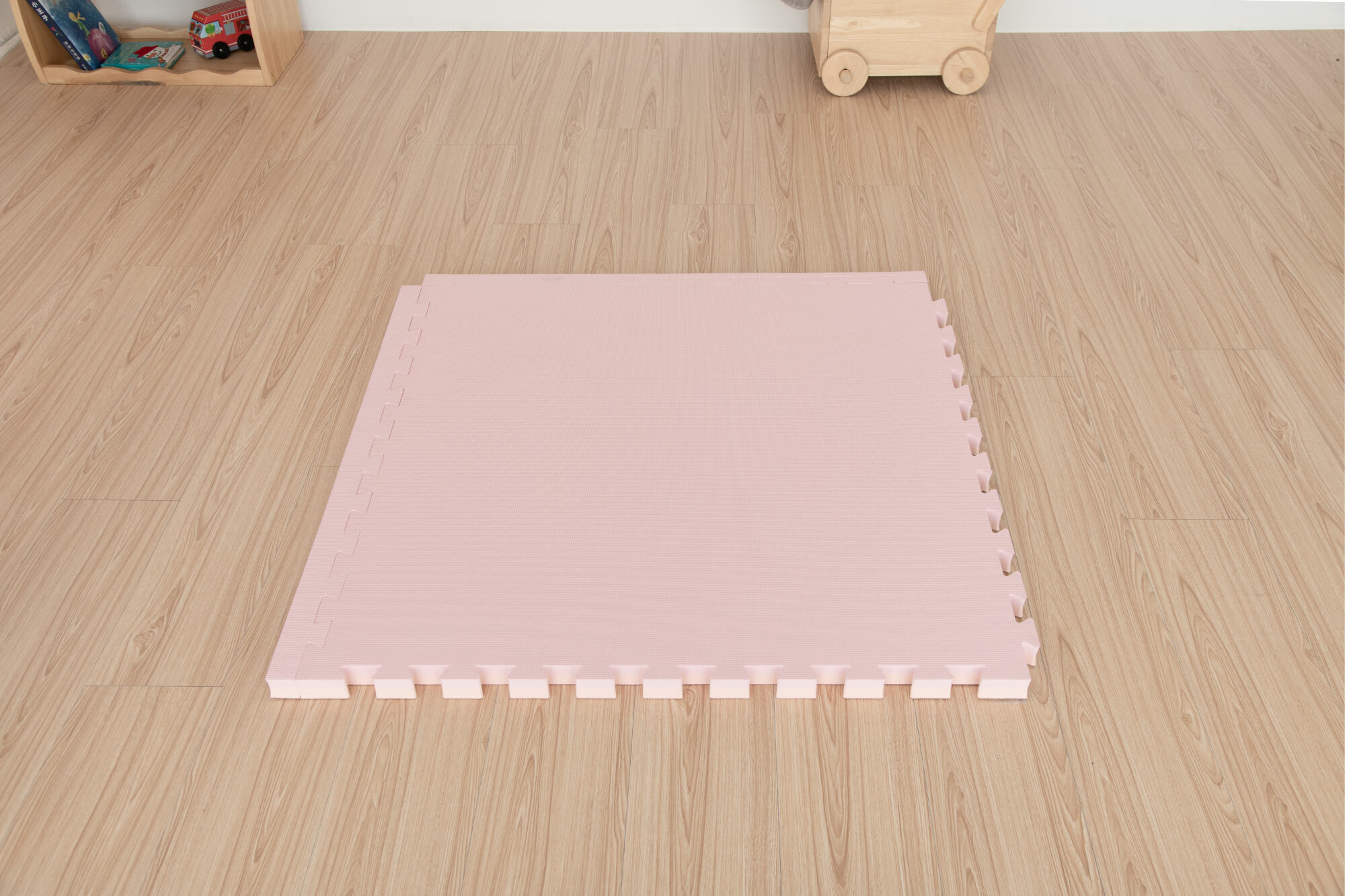 這是一張地墊的照片