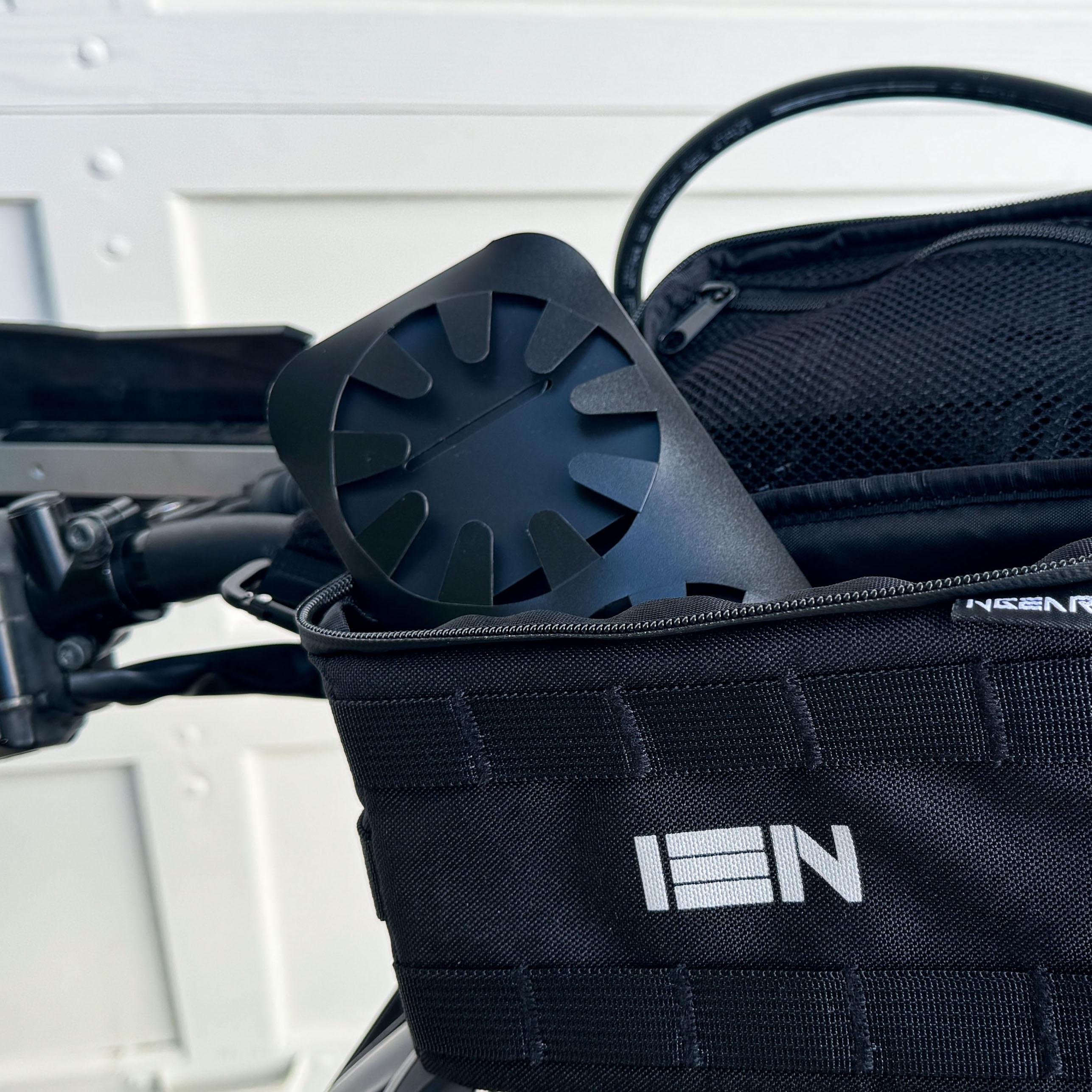 手把包折疊置杯架