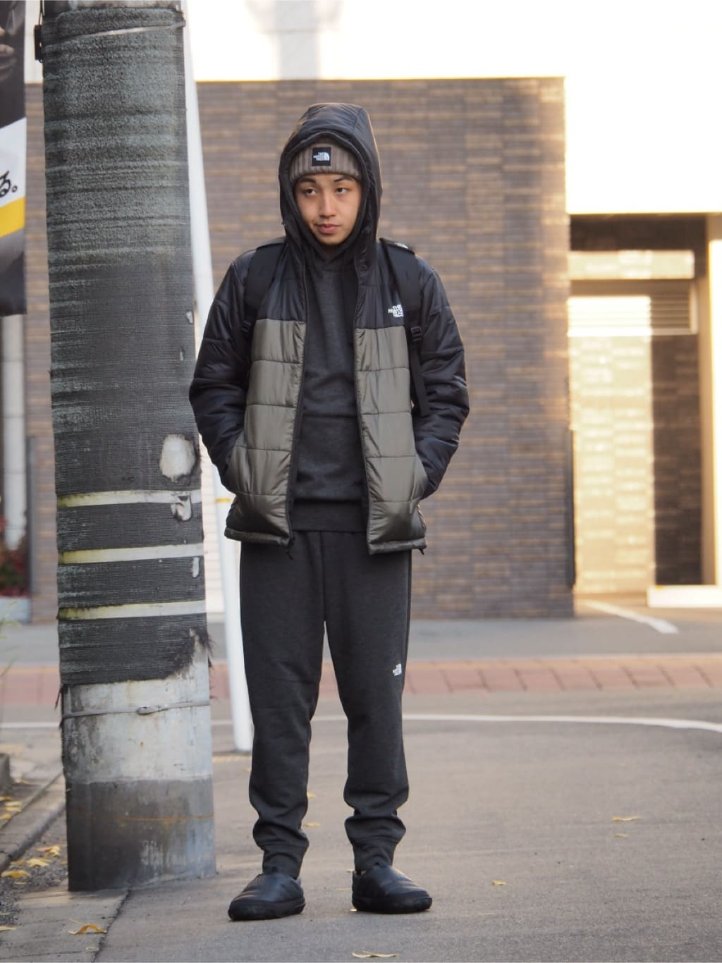 日本TNF 雙面連帽保暖外套