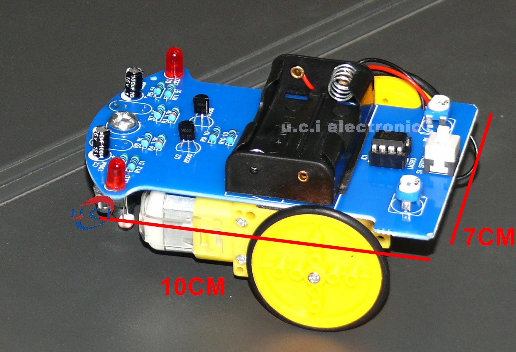 【UCI電子】(二G-2) DIY材料包 智能循跡小車套件 巡線小車散件 電子製作 科技製作