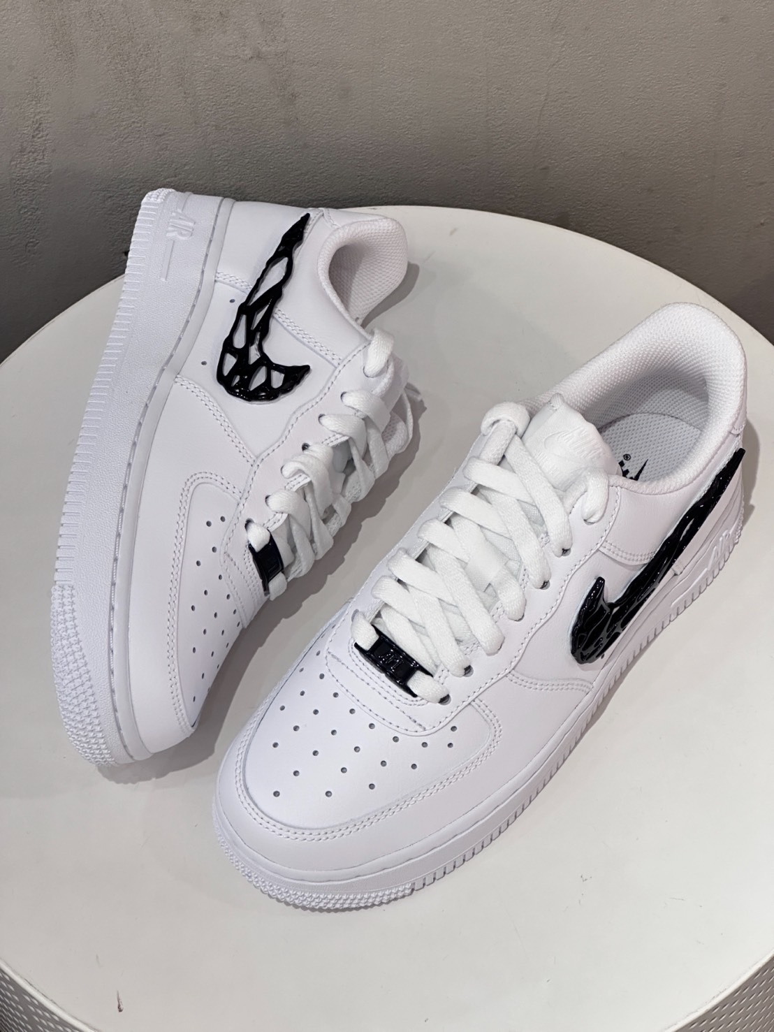 <破萬神鞋下殺>NIKE AIR FORCE "LIQUID METAL SWOOSH" 猛毒 金屬 溶解 液態 黑勾 IF1686-101