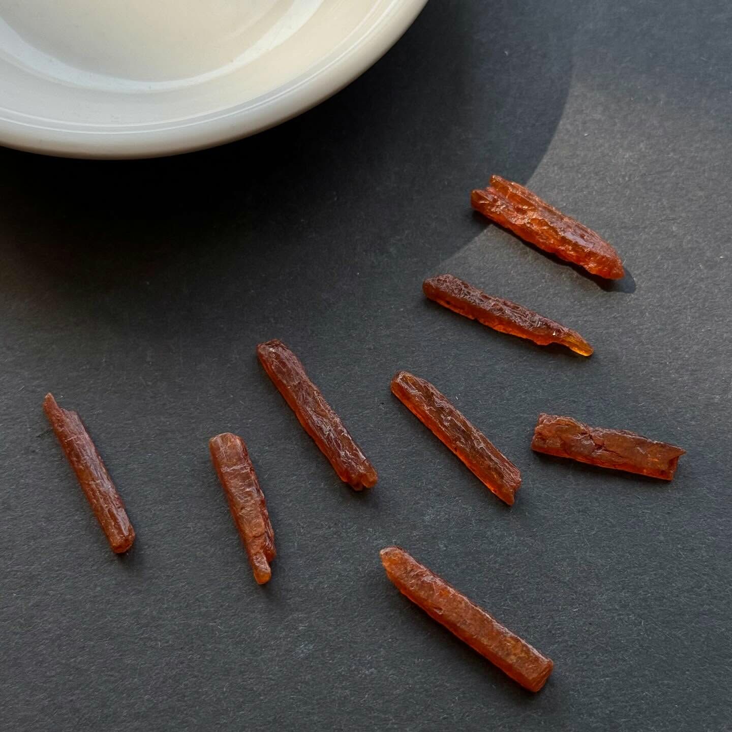 [原石] 橘藍晶石 原礦