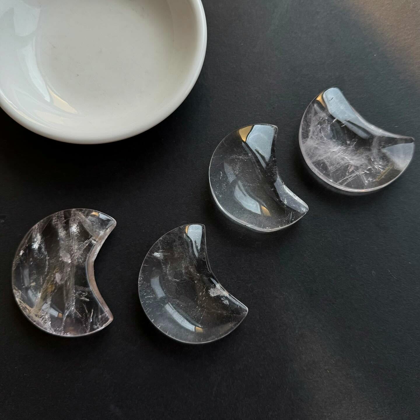 [原石] 透體白水晶 月亮