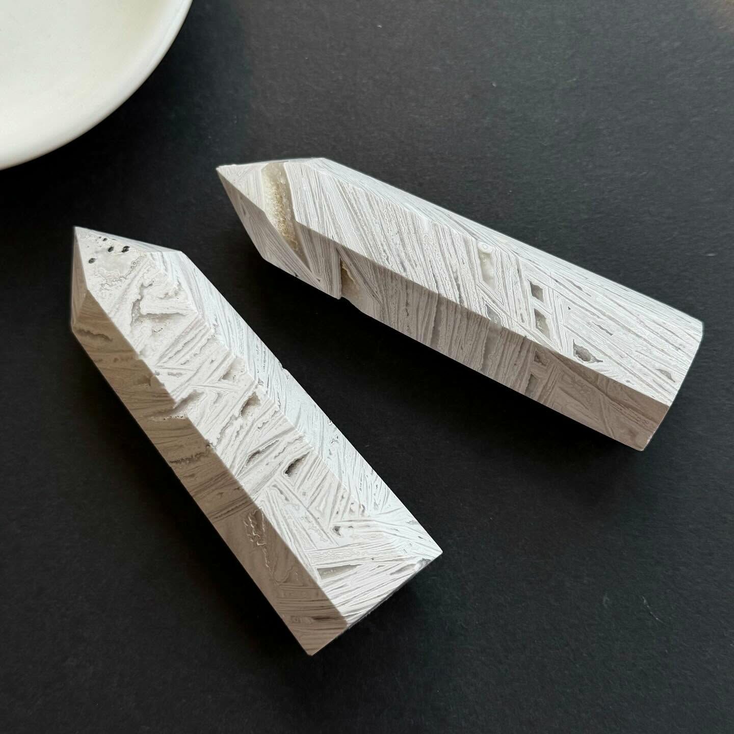 [原石] 白瑪瑙 水晶柱