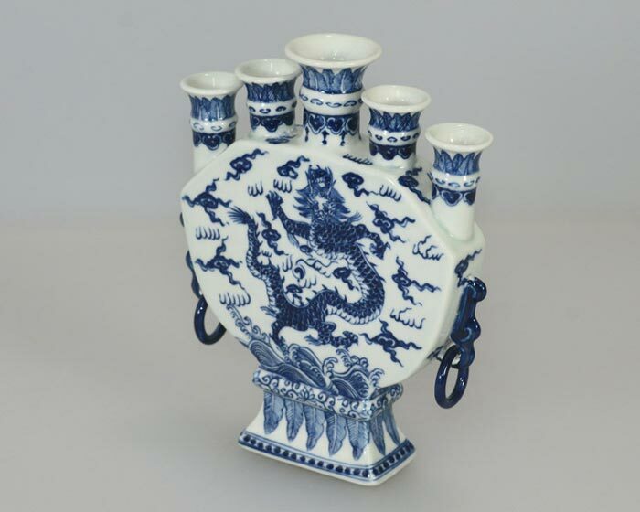 鹿港窯-青花手工彩繪 五福龍騰青花瓷五孔花瓶 開運居家擺件